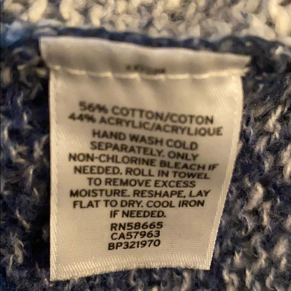 Sun & Shadow Blue Cardigan size Small - Picture 8 of 9